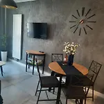 Krysztal A10, Garaz Karpacz