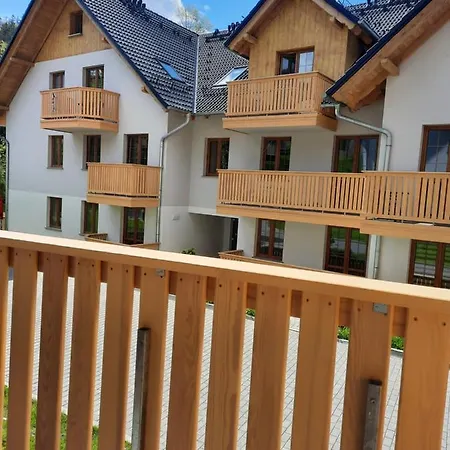 公寓 Krysztal A10, Garaz *